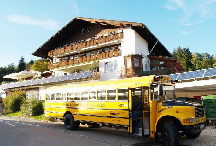 shuttle bus hotel eggensberger